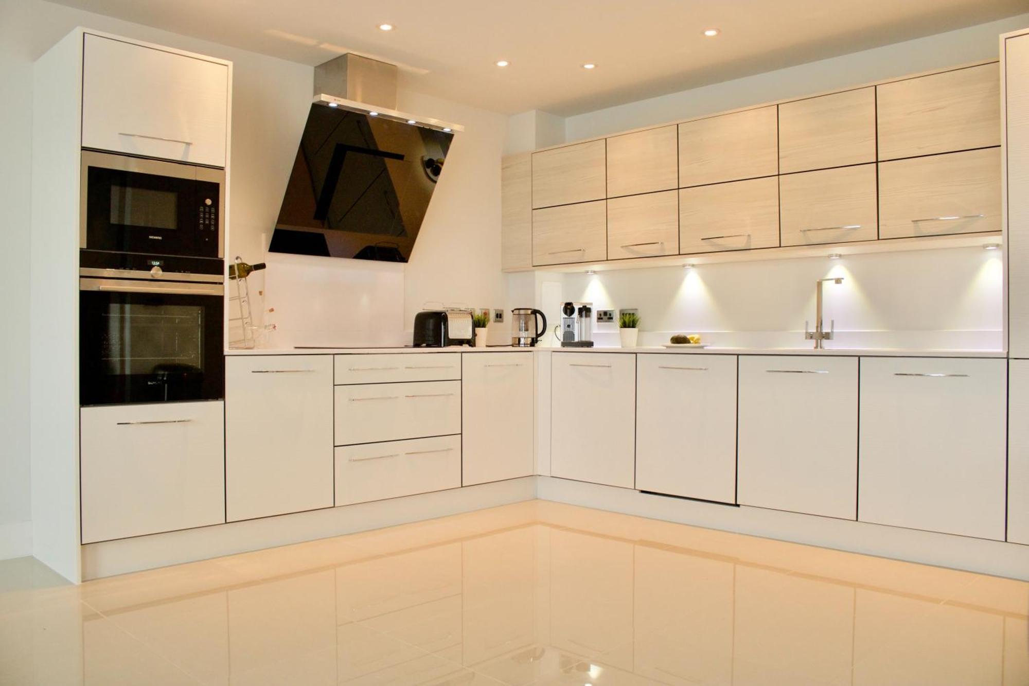 Appartement Luxurious - Sleeps 6 *