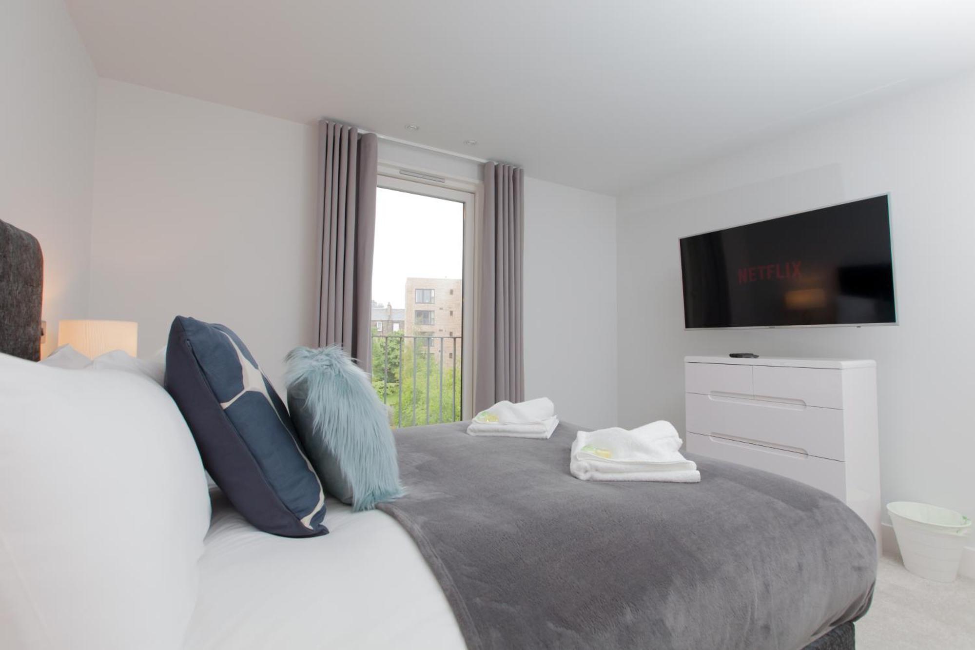Appartement Luxurious - Sleeps 6 *